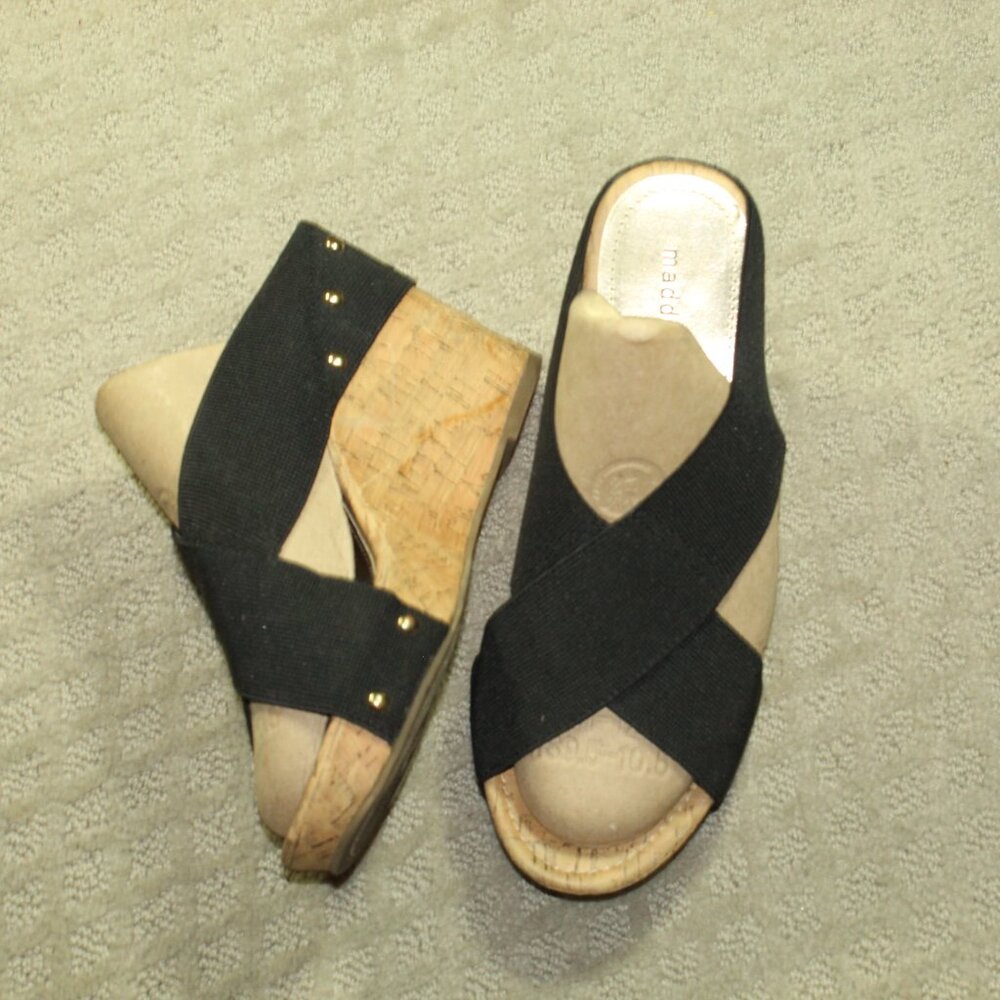 Madden Girl Sz 10 Black Elastic Criss Cross 1" Platform 4" Cork Wedge Heel